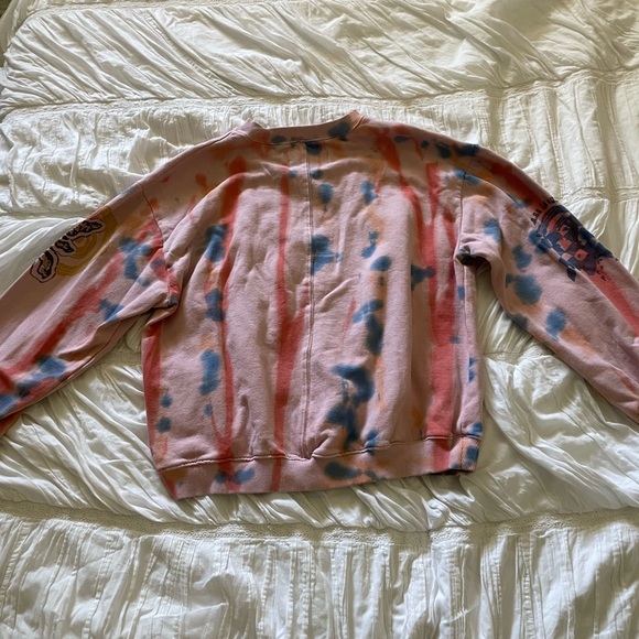 Urban outfitters crewneck - Picture 2 of 3